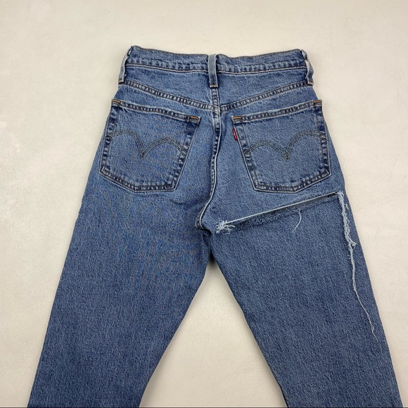 Vintage Levi’s 501 Ass Rip / Butt Rip Jeans - Picture 7 of 7